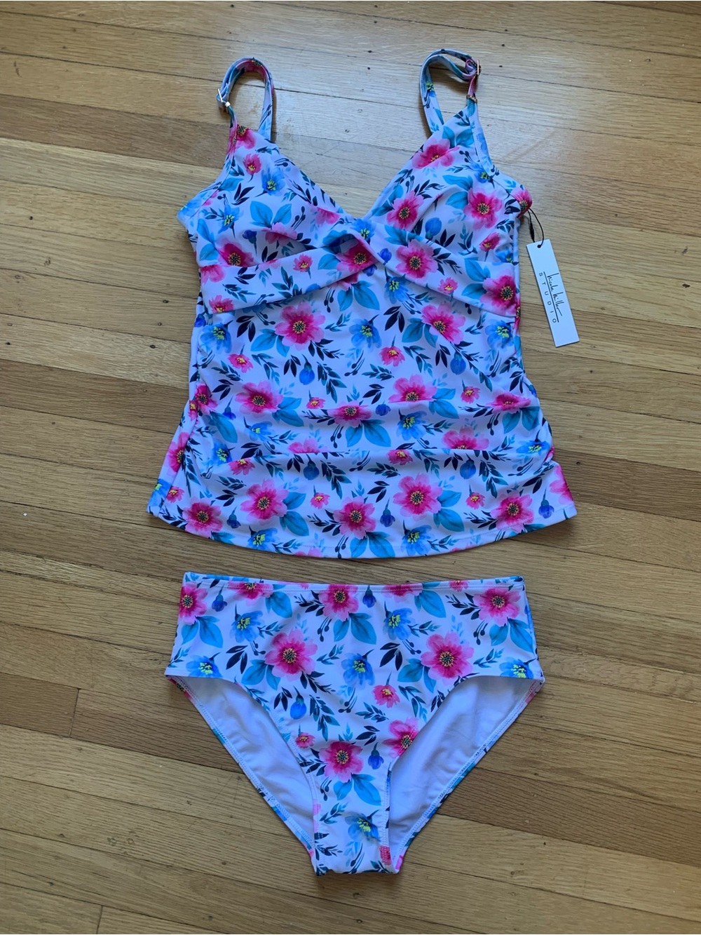 NWT Nicole Miller Studio Pink/Blue/White Tankini Bikini 2-Piece Swim Set Size M